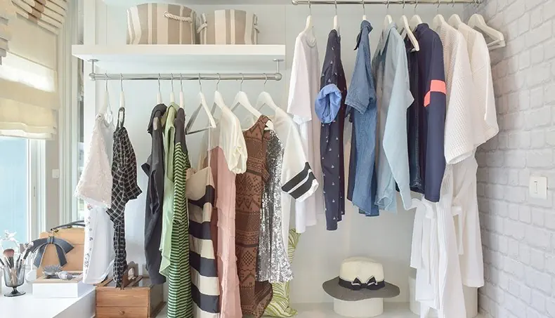 WARDROBE, HAT, HANGER, BATHROBE, BOW