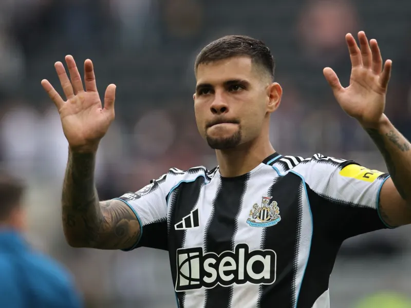 Arsenal handed Bruno Guimaraes boost as Newcastle change their transfer stance