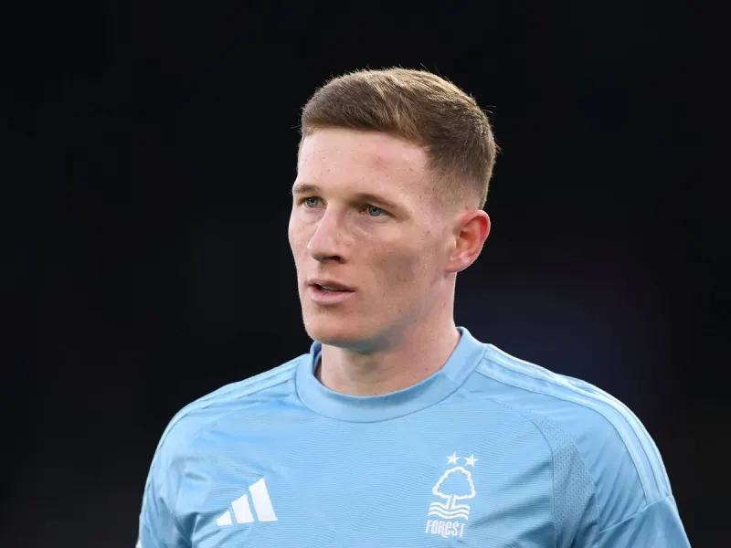 Man Utd midfield transfer plan after sticking to their guns over Mateus Fernandes