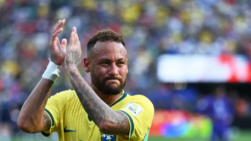 ‘Neymar does what Ronaldinho invented’ - Ex-Brazil international explains how 2002 World Cup winner inspired all-time leading goalscorer following emotional retirement