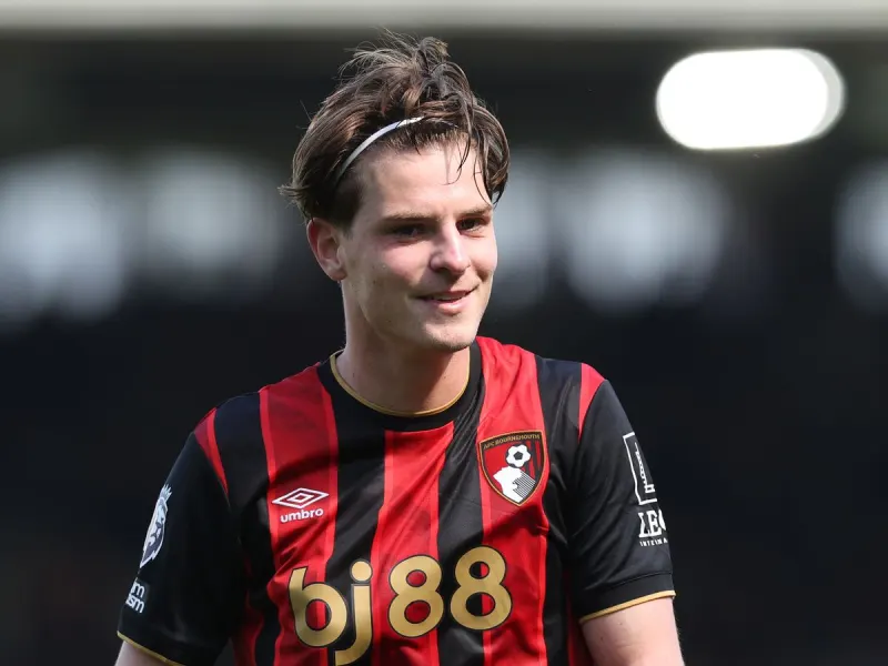 Bournemouth make big Alex Scott transfer decision amid Arsenal and Chelsea interest