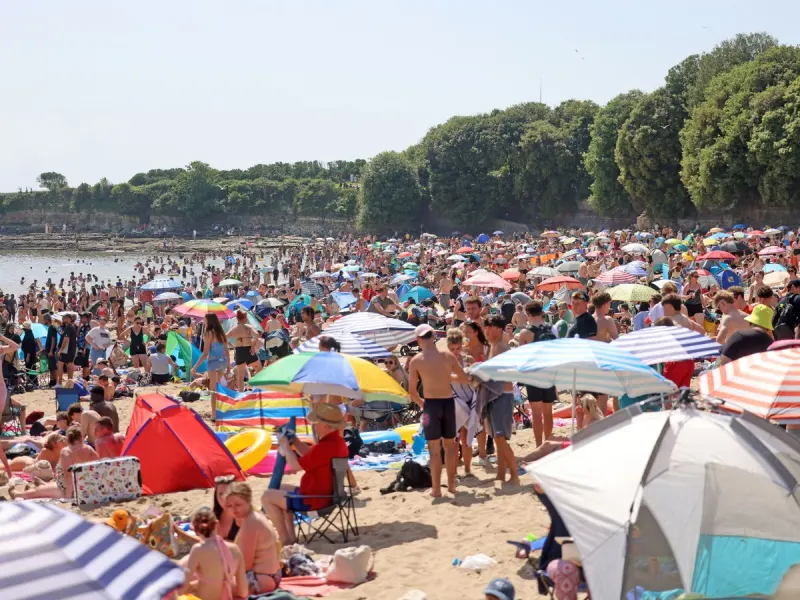 Met Office weather maps show heatwave hitting Wales within days