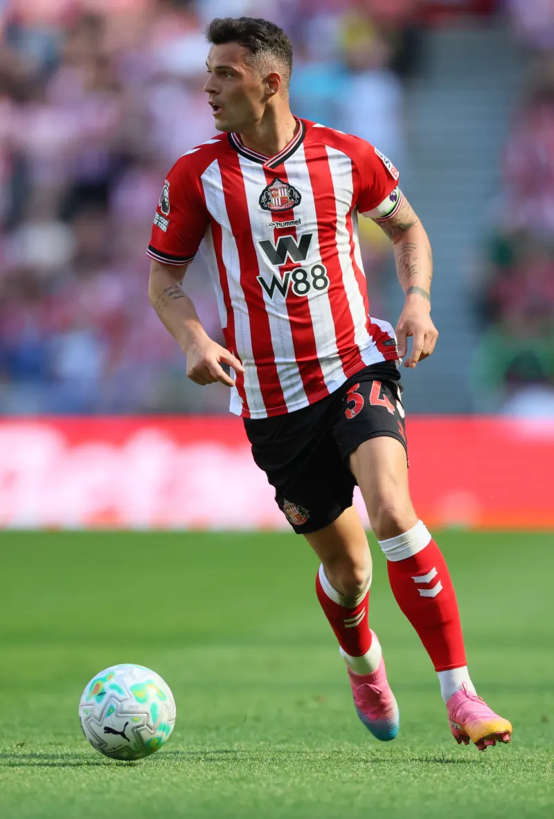 Chelsea show interest in Sunderland midfielder Granit Xhaka