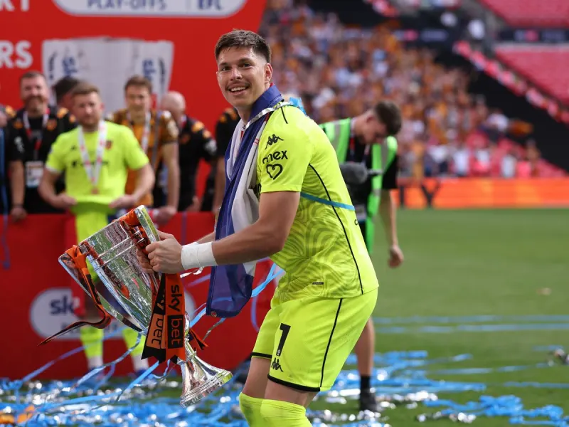 Rangers confirm Ivor Pandur transfer as Hull City clear FFP concern after £6m deal