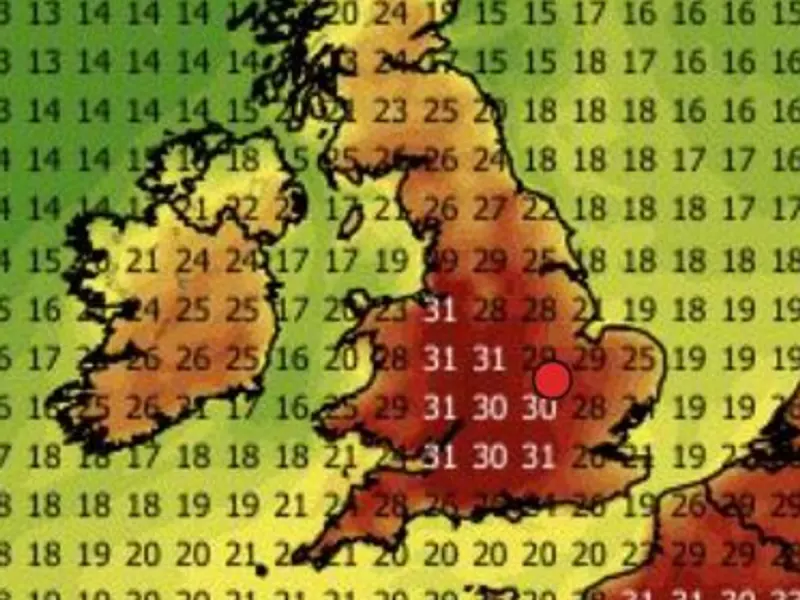 Third heatwave of year declared with days of hot weather forecast and 'tropical nights' to hit UK