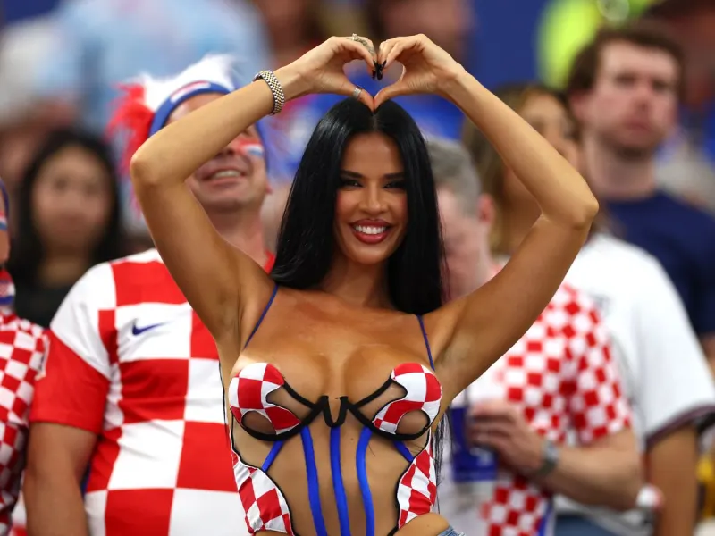 'World Cup's sexiest fan' Ivana Knoll forgets top as she makes brutal Cristiano Ronaldo dig