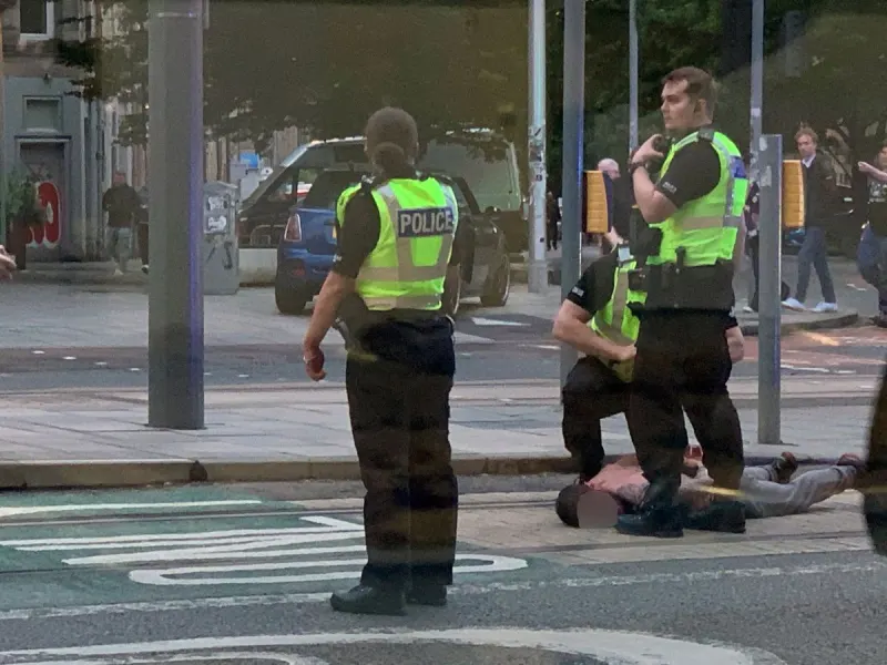 Criminal Record: Edinburgh 'knife attack' victims speak out and Irvine teen 'stabbed'