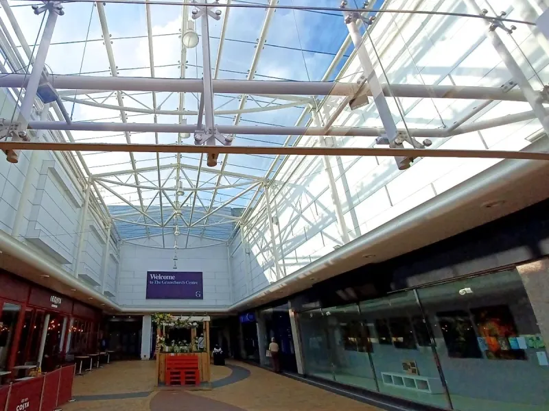 Beloved clothes store that 'should never have left' returns to Birmingham shopping centre